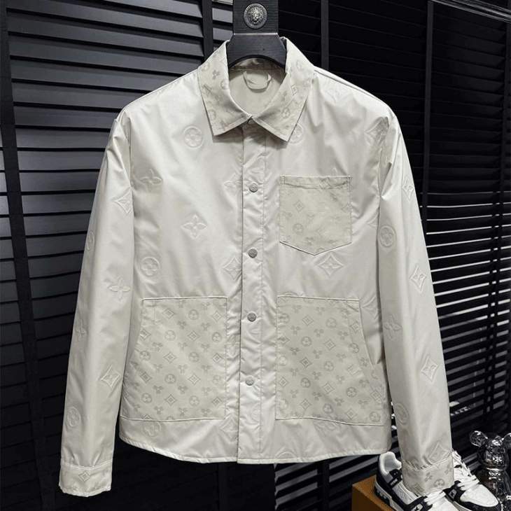 Picture of Louis Vuitton Jackets _SKULVM-4XL13xr0931774